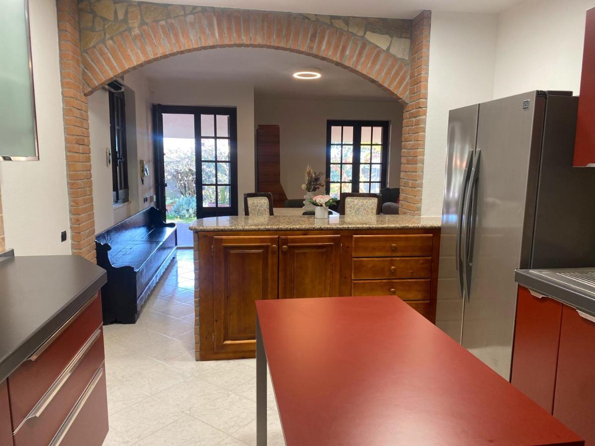 Lovely Home 5 Min Walk To The Beach, 3 Bedrooms Ample Outdoor Relax And Wifi Capitana Extérieur photo